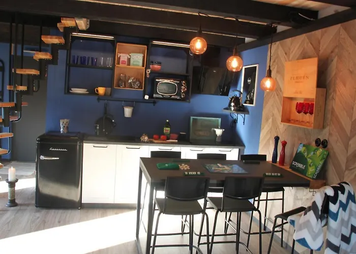 Przystanek Semesterbostad *